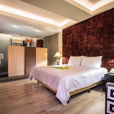 Liti Motel Taichung Room photo