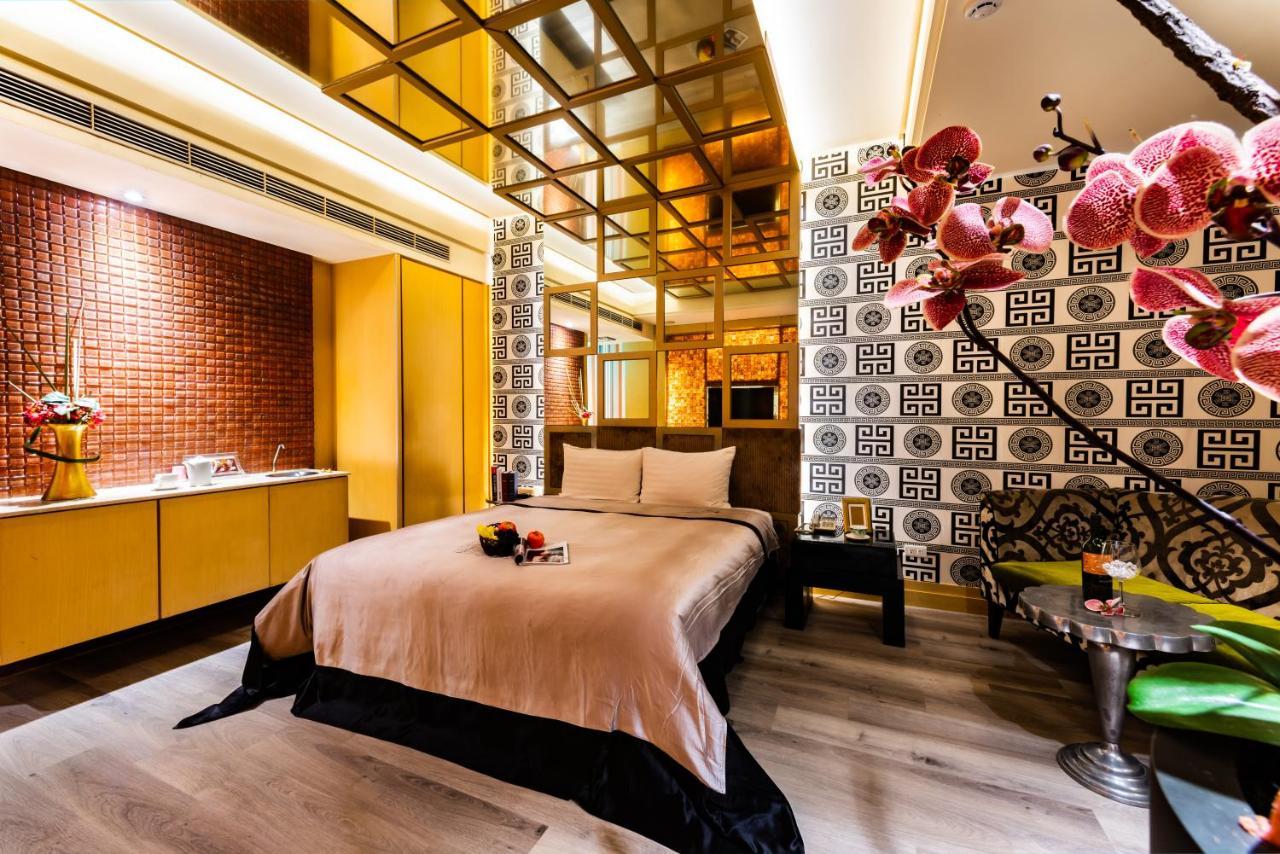 Liti Motel Taichung Exterior photo