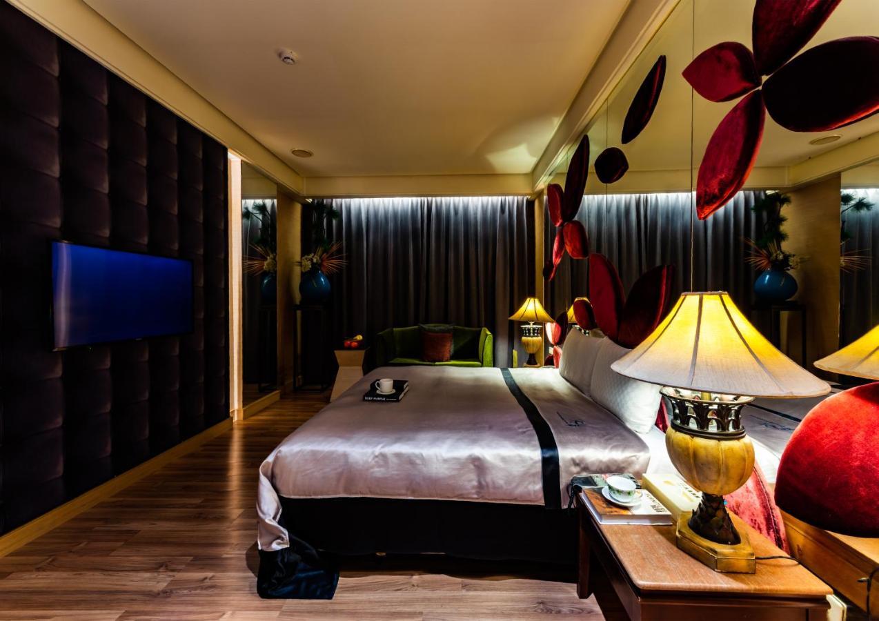 Liti Motel Taichung Exterior photo