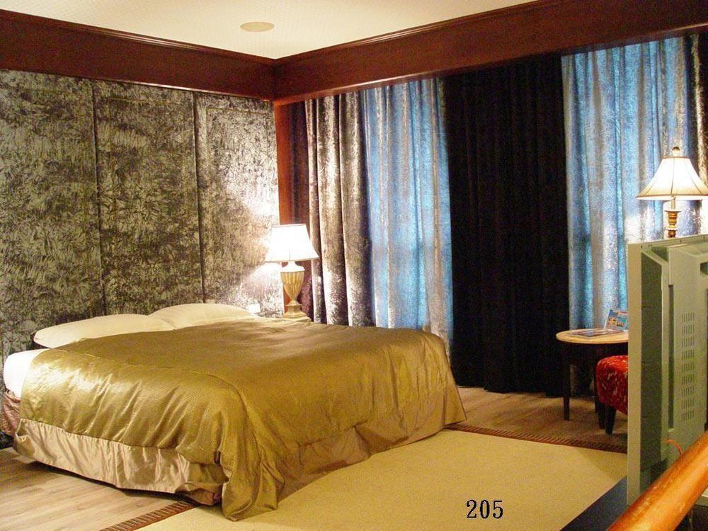 Liti Motel Taichung Exterior photo