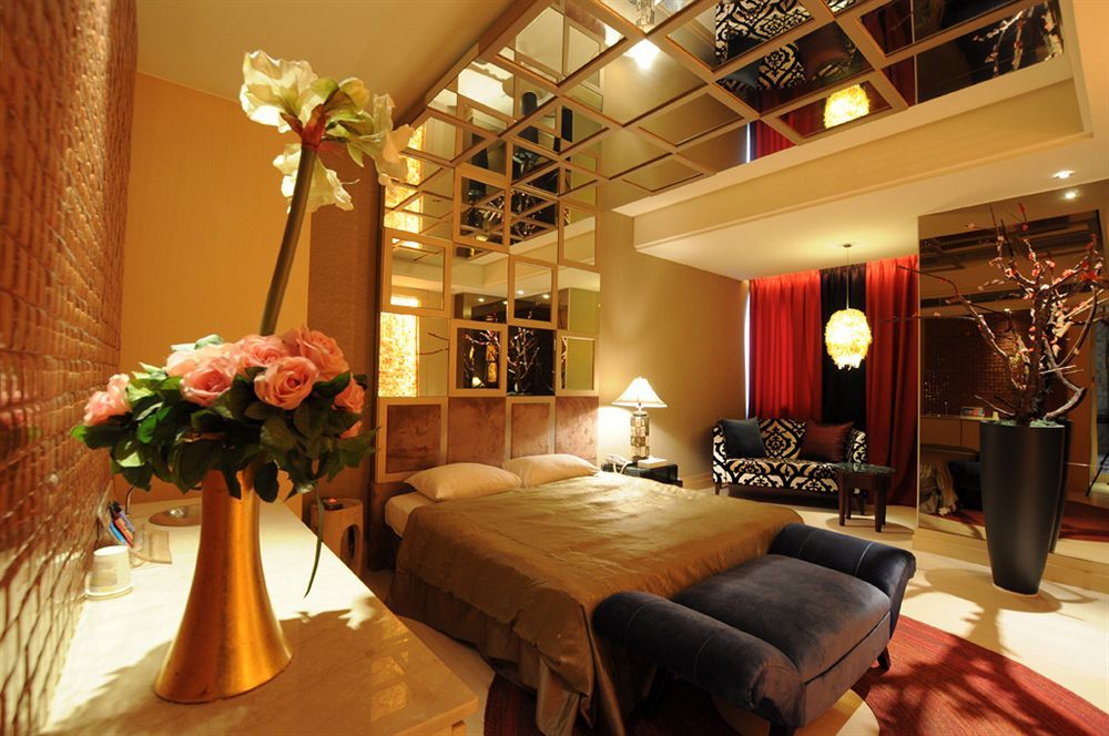Liti Motel Taichung Exterior photo