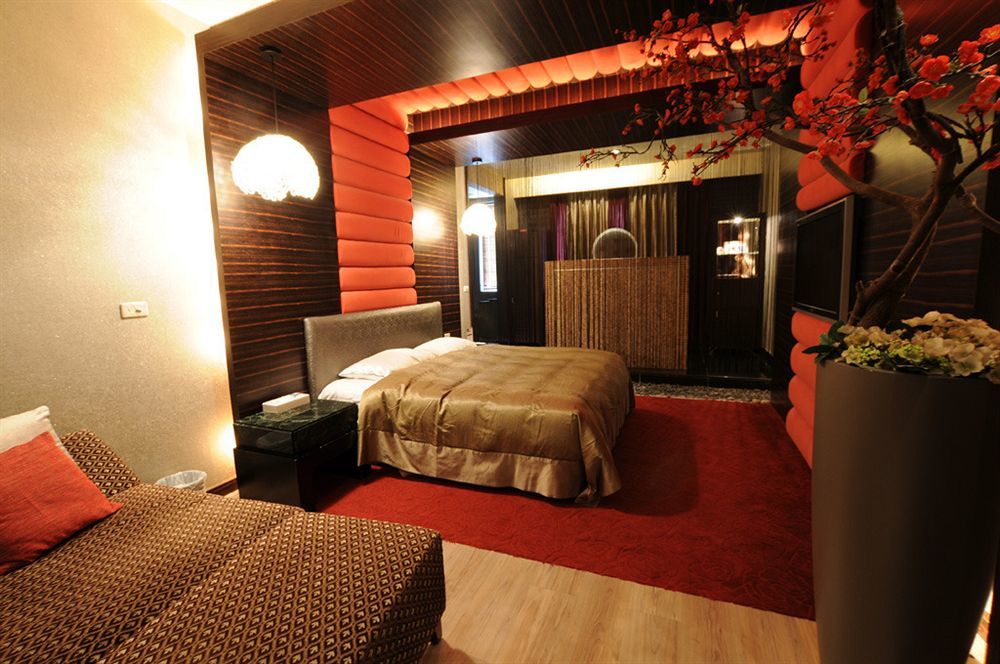 Liti Motel Taichung Exterior photo