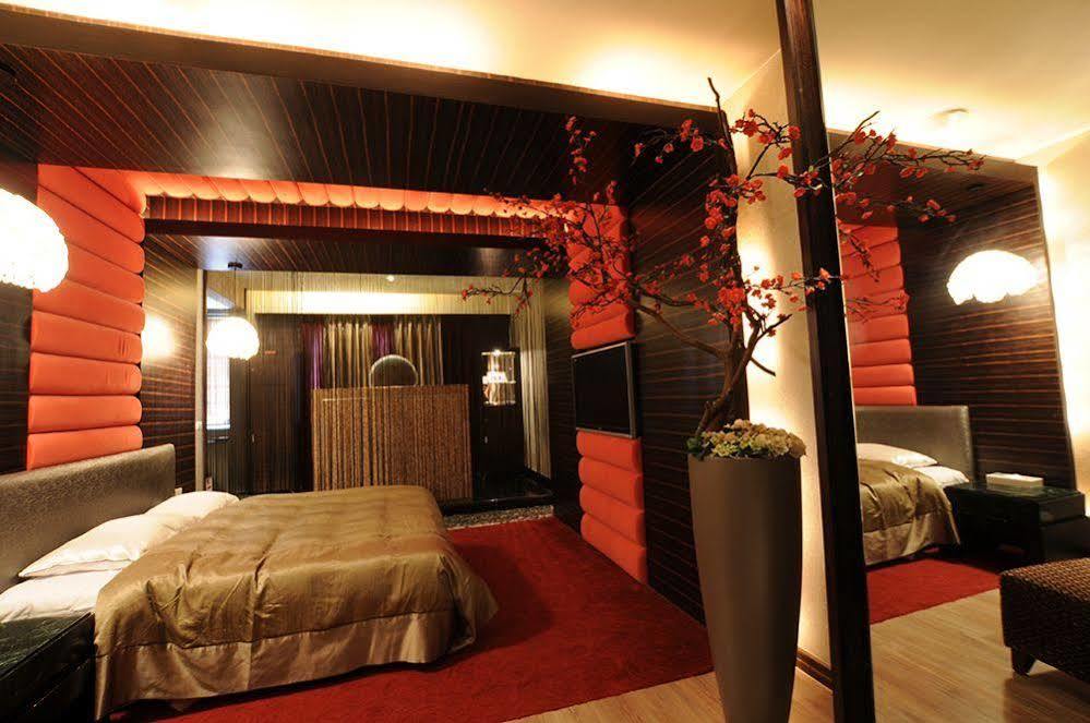 Liti Motel Taichung Exterior photo