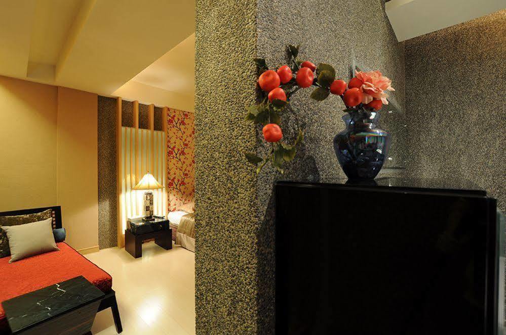 Liti Motel Taichung Exterior photo